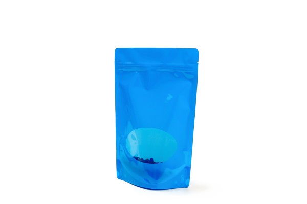 Blaue Doybags / Standbodenbeutel aus hochglänzender Folie mit Sichtfenster. Lebensmittel geeignet. Wiederverschlissbarer ZIP-Verschluss. Schweißbar