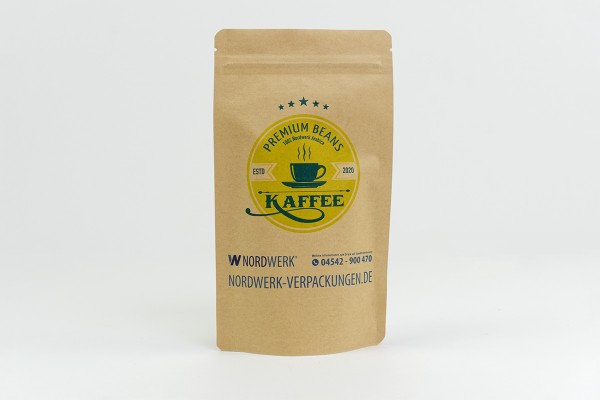 Standbodenbeutel Doybags aus Kraftpapier. Ohne Sichtfenster. Individuell mit Ihrem Logo bedruckt