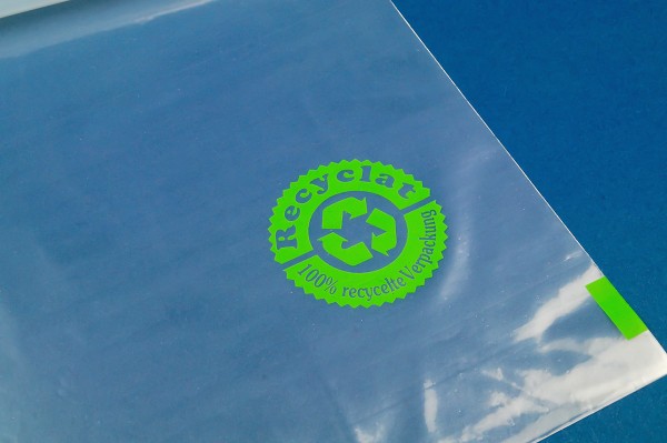 Flat bags made from recyclate rLDPE