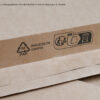 Aufdruck auf der KRAFTMAILER® Versandtasche: Materialcode PAP 22 und Entsorgungshinweise
