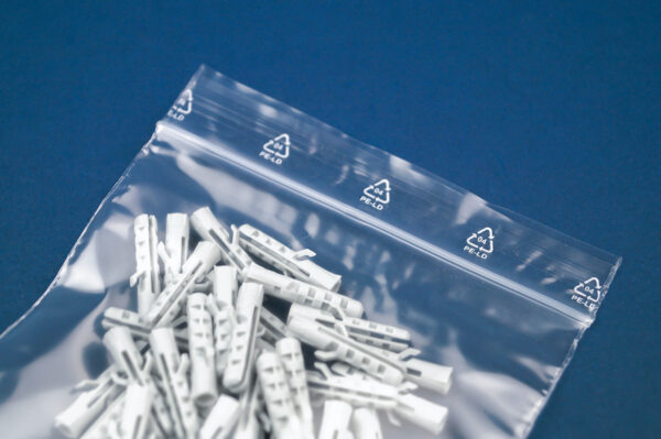 Druckverschlussbeutel aus extra starker 90 my LDPE-Folie