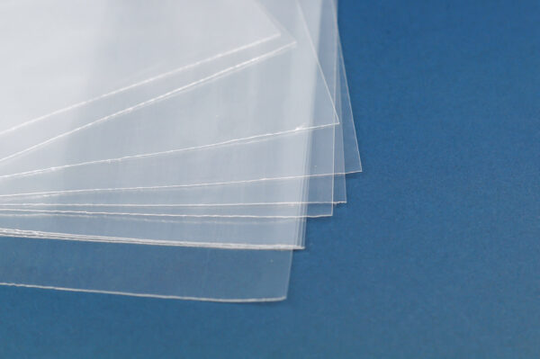 Flat bags without closure made of 100 µm transparent LDPE film