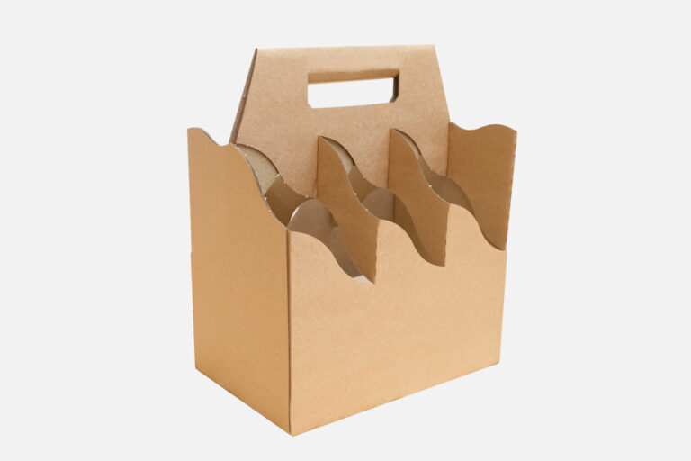 Flaschenträger aus Wellpappe in weiß oder braun Flaschenträger aus Wellpappe in weiß oder braun