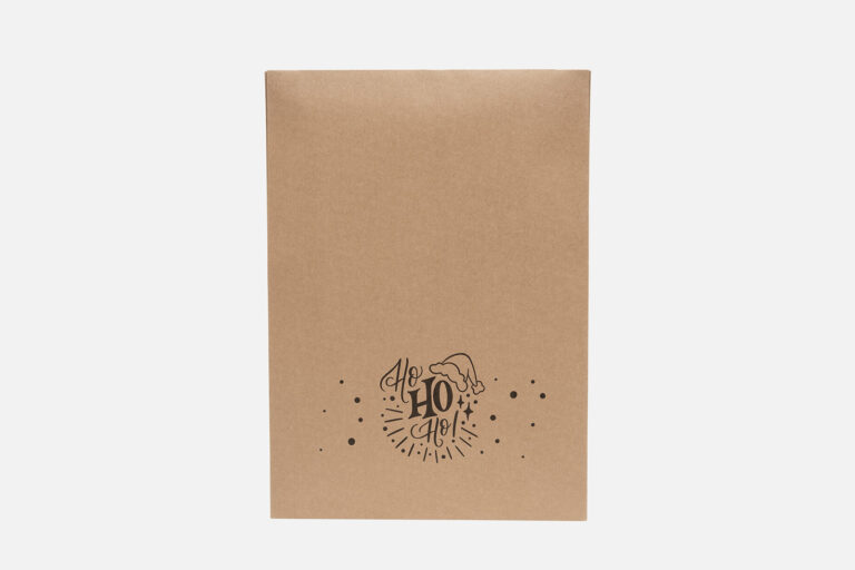 KRAFTMAILER Papier-Versandtaschen - Weihnachtsedition KRAFTMAILER® Versandtasche mit rundem Weihnachtsmotiv, Nahaufnahme